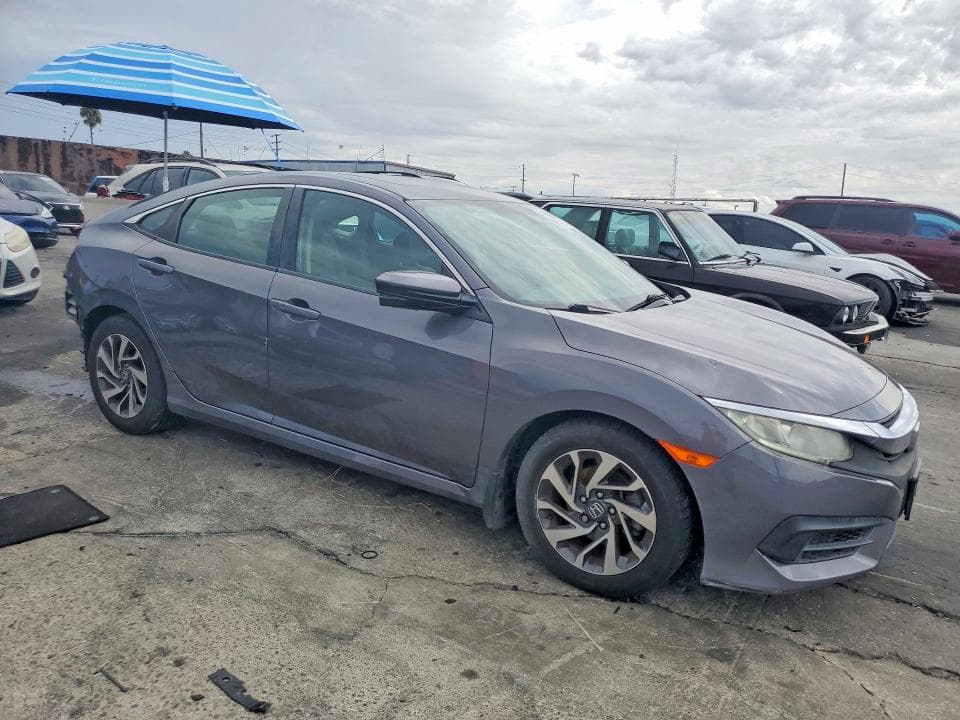 2017 HONDA CIVIC EX 4