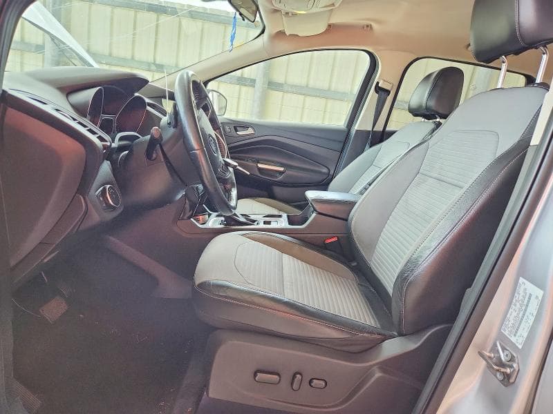 2017 FORD ESCAPE SE 7