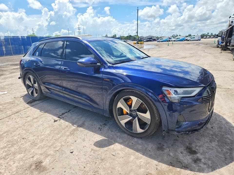 2022 AUDI E-TRON PREMIUM PLUS 4