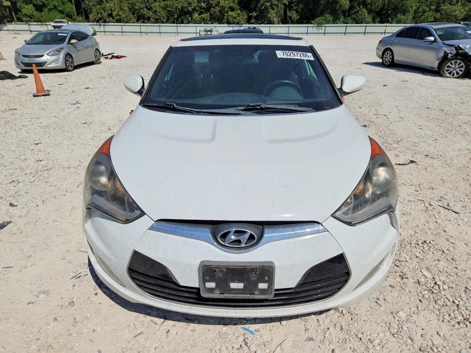 2017 HYUNDAI VELOSTER VALUE EDITION 5