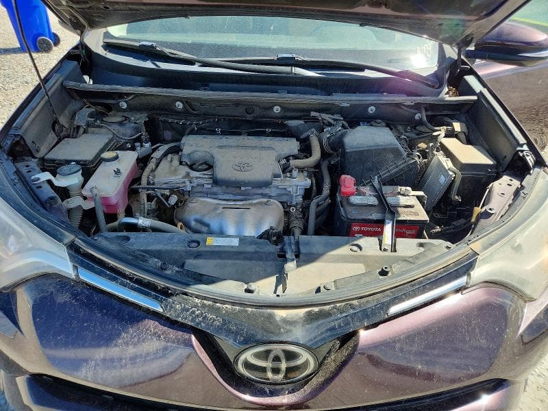 2018 TOYOTA RAV4 XLE 12