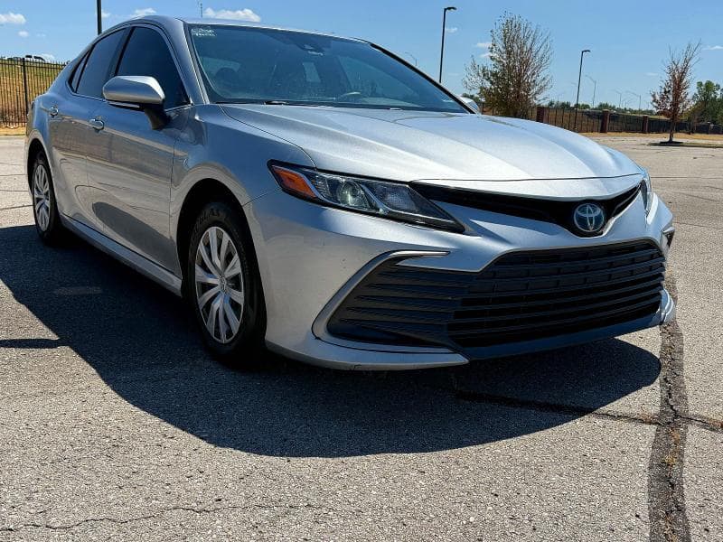 2022 TOYOTA CAMRY LE - 1