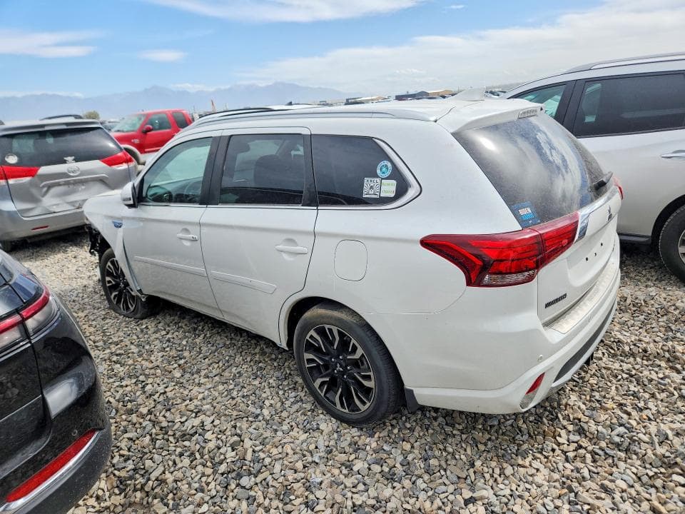 2018 MITSUBISHI OUTLANDER SE 2