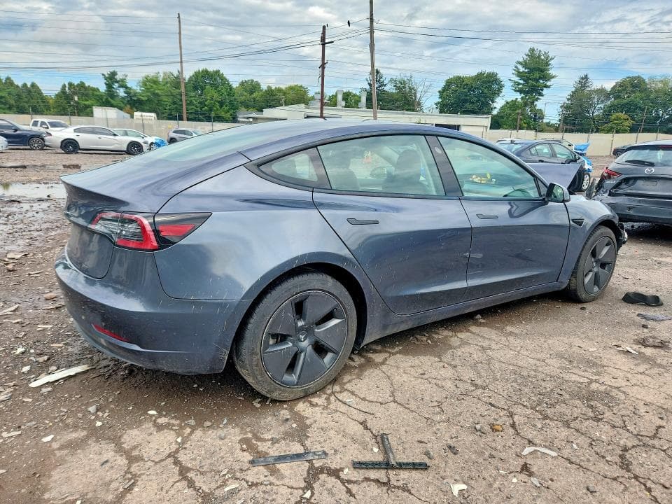 2023 TESLA MODEL 3 3