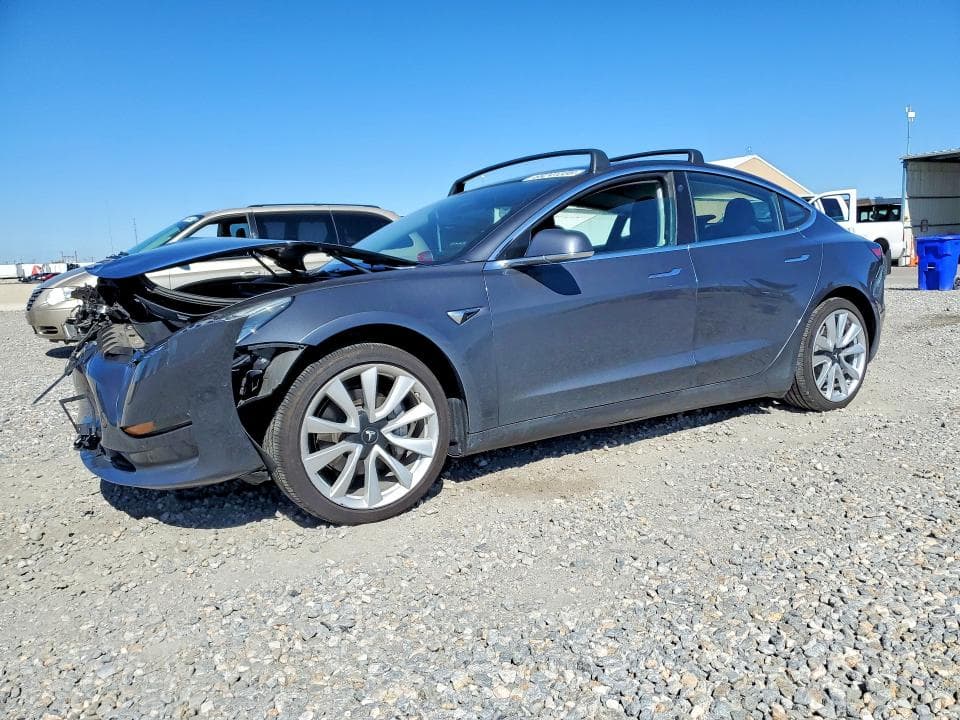 2018 TESLA MODEL 3 - 1