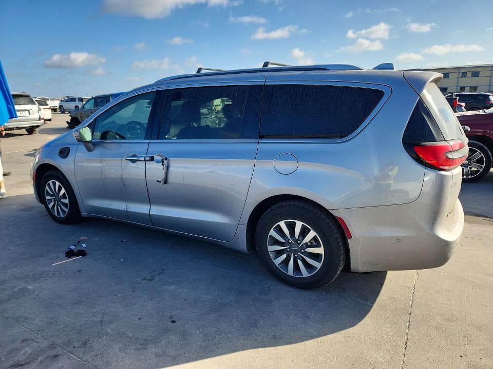 2021 CHRYSLER PACIFICA HYBRID TOURING L 2