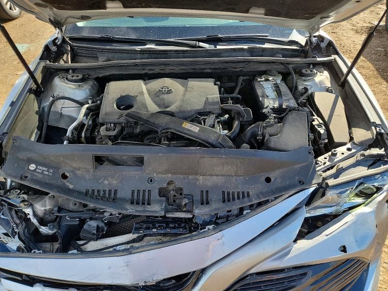 2018 TOYOTA CAMRY LE 11