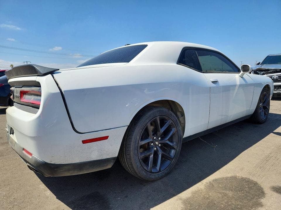 2019 DODGE CHALLENGER SXT 3