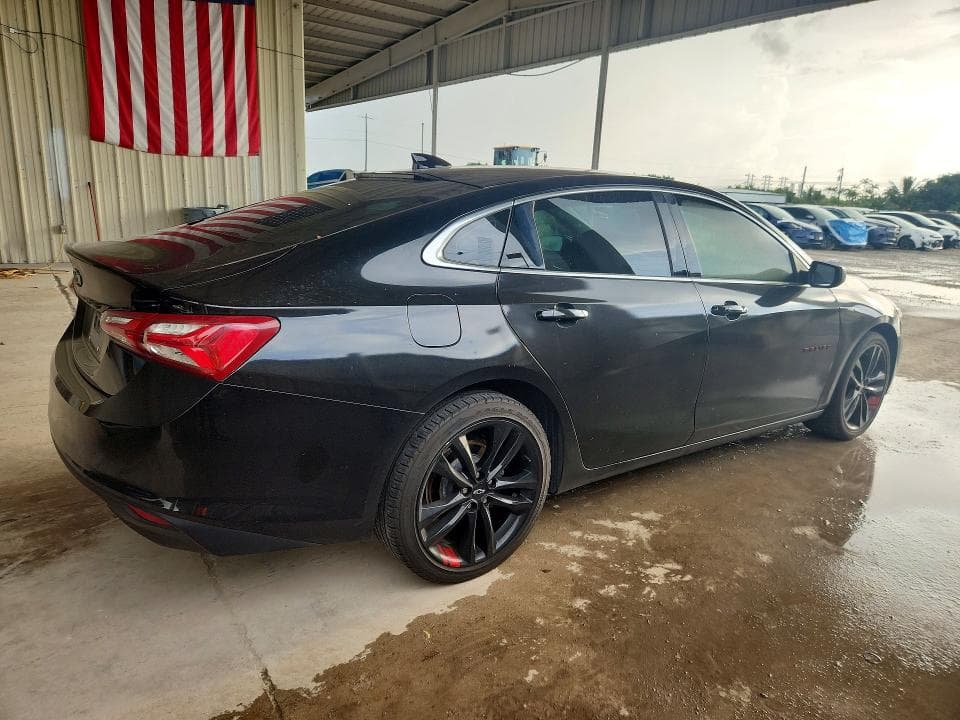 2021 CHEVROLET MALIBU LT 3