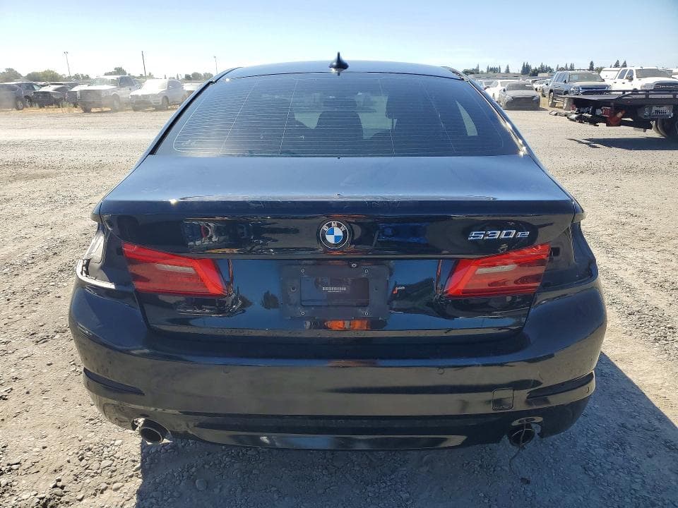 2018 BMW 530E 6