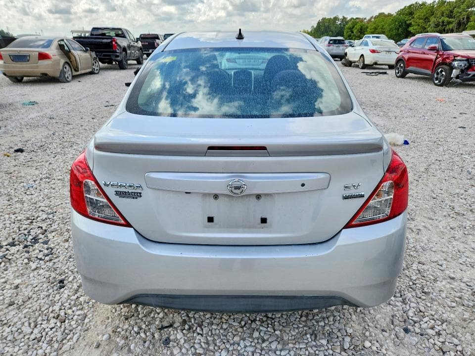 2017 NISSAN VERSA 1.6 S 6