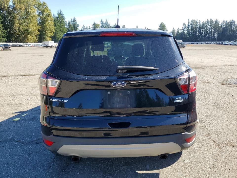 2017 FORD ESCAPE SE 6