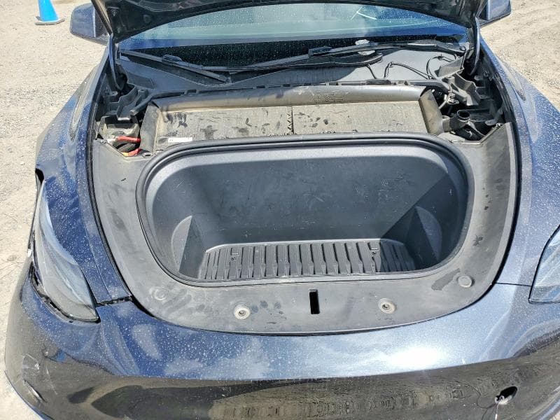 2024 TESLA MODEL Y 11