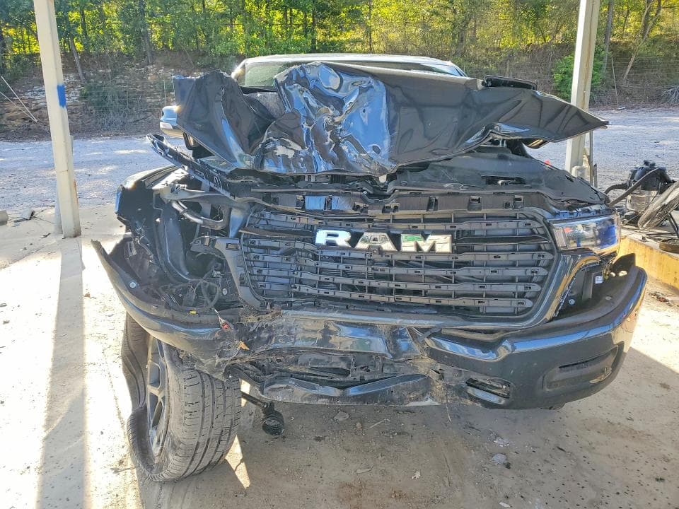 2026 RAM 1500 LARAMIE 5