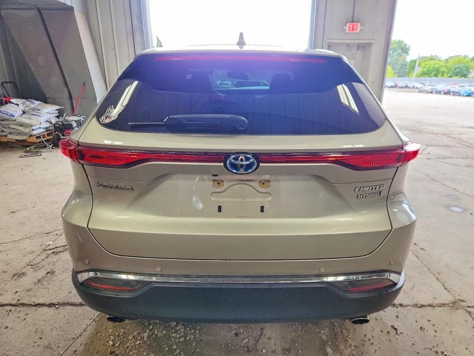 2022 TOYOTA VENZA LIMITED 6