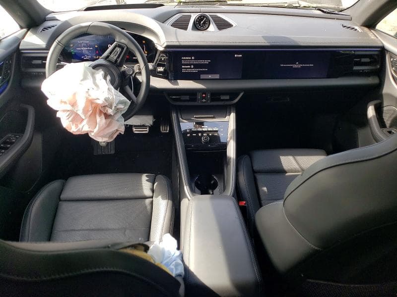 2025 PORSCHE MACAN 4S 8