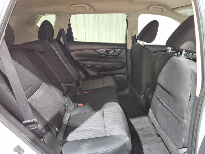 2017 NISSAN ROGUE SV 11