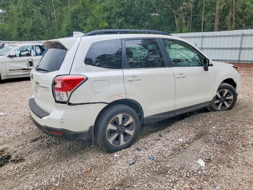 2017 SUBARU FORESTER 2.5I LIMITED 3
