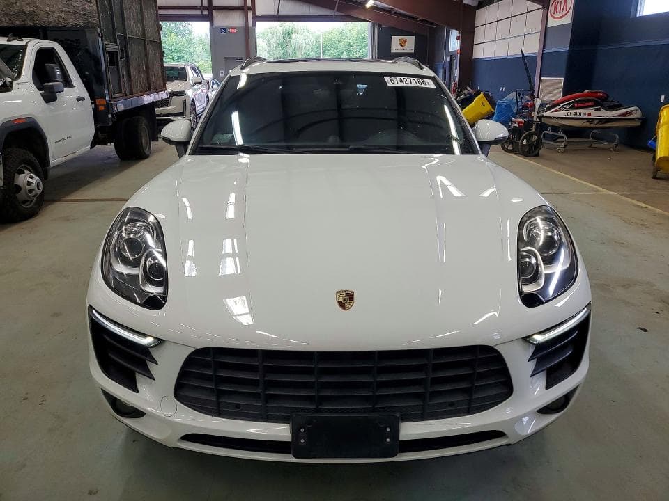 2017 PORSCHE MACAN 5