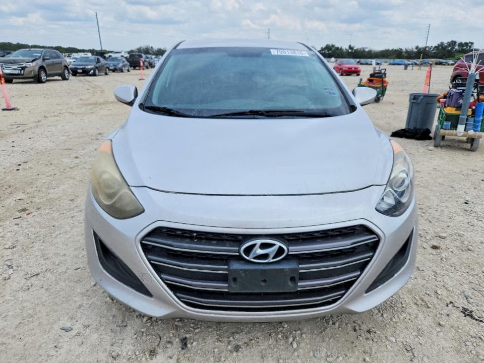 2017 HYUNDAI ELANTRA GT BASE 5