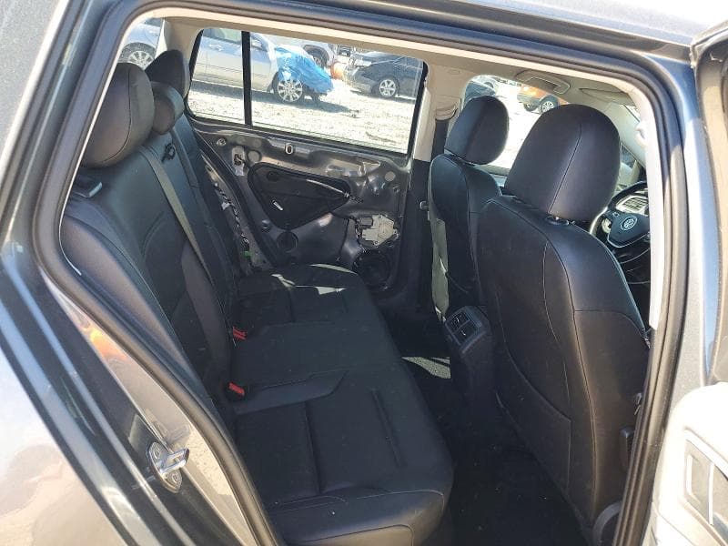2019 VOLKSWAGEN GOLF ALLTRACK S 10