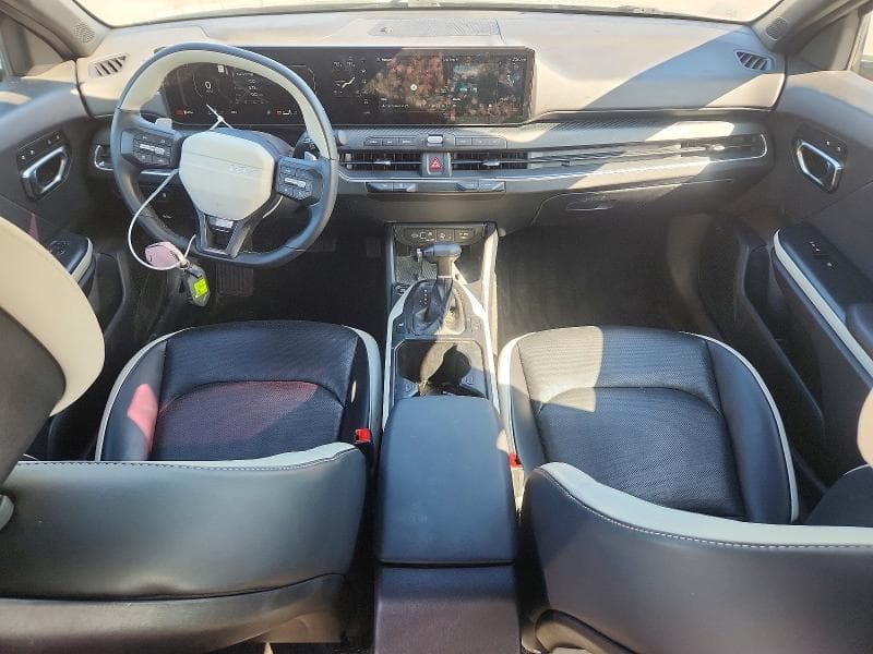 2025 KIA K4 GT LINE 8