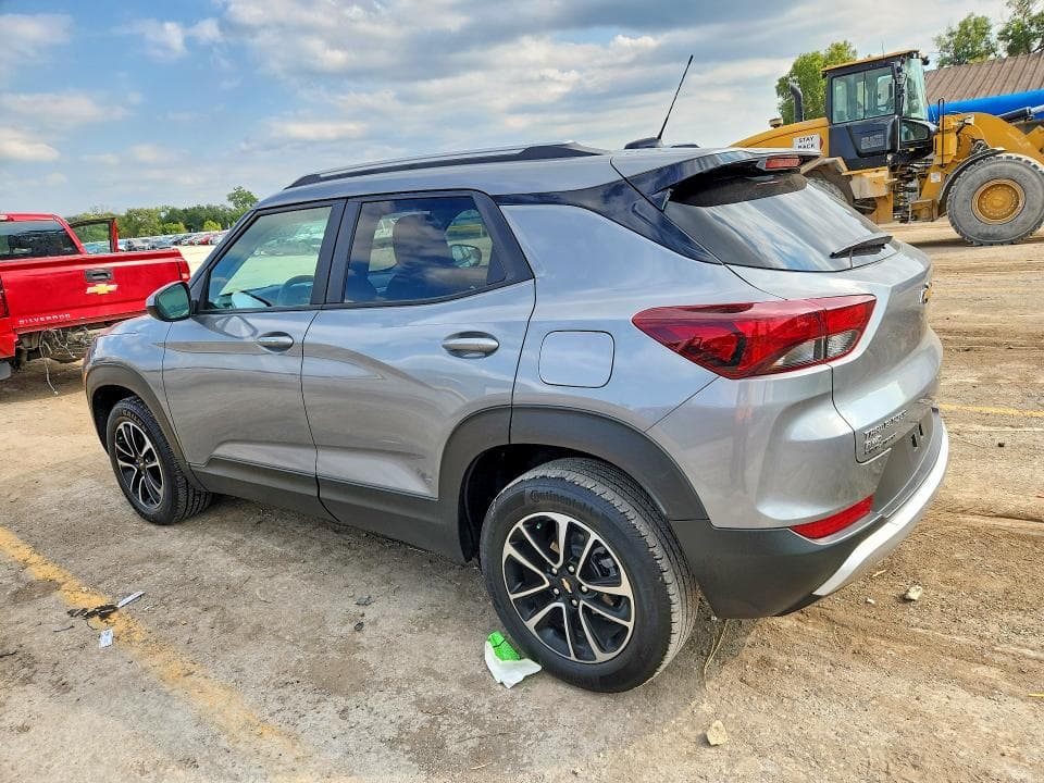 2025 CHEVROLET TRAILBLAZER LT 2