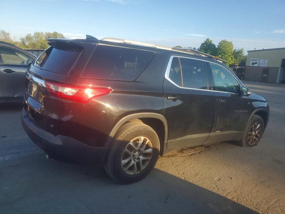 2018 CHEVROLET TRAVERSE LT 3