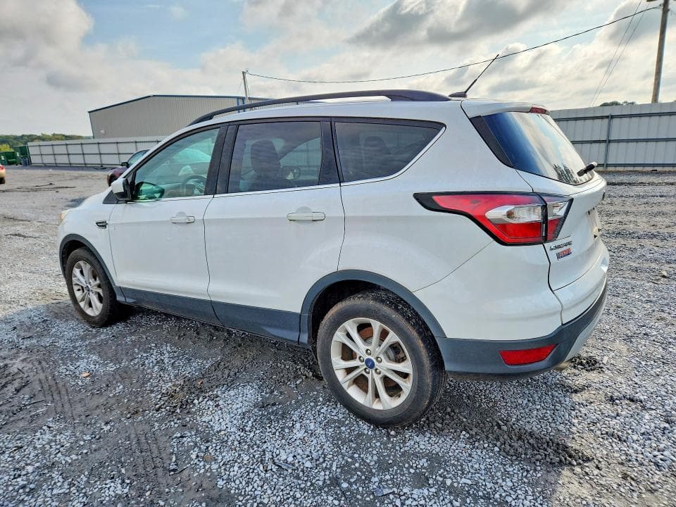 2018 FORD ESCAPE SE 2