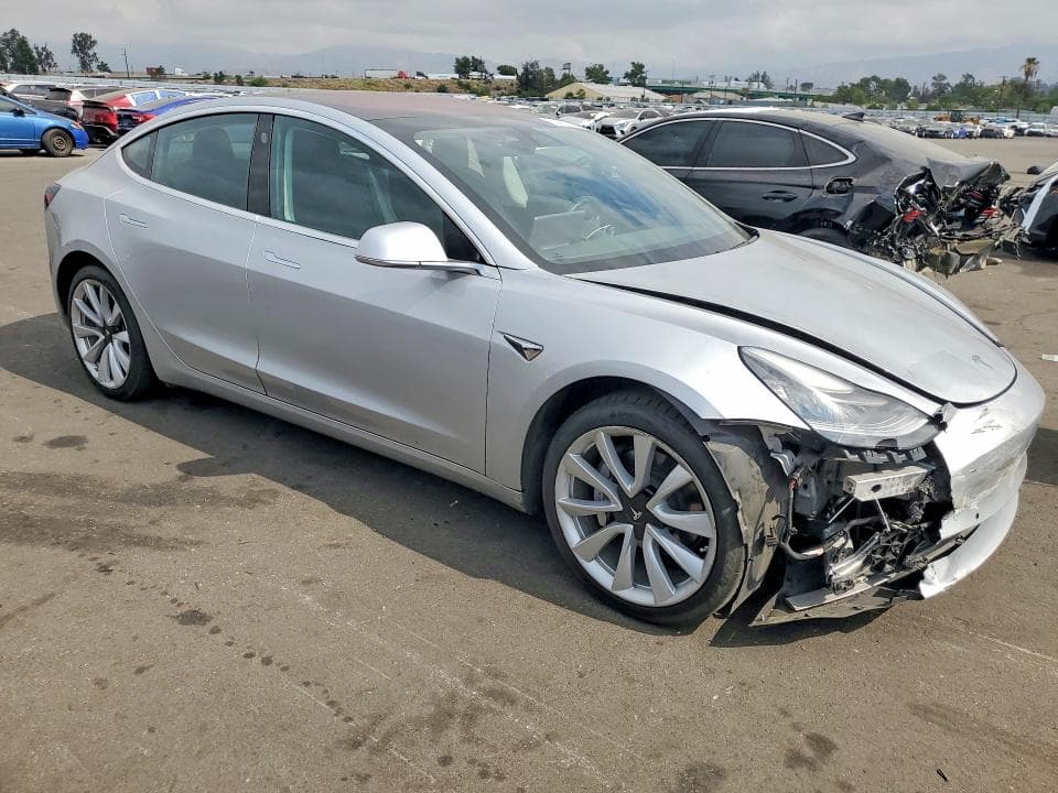2017 TESLA MODEL 3 4