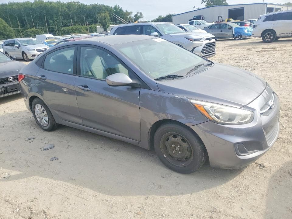 2017 HYUNDAI ACCENT SE 4