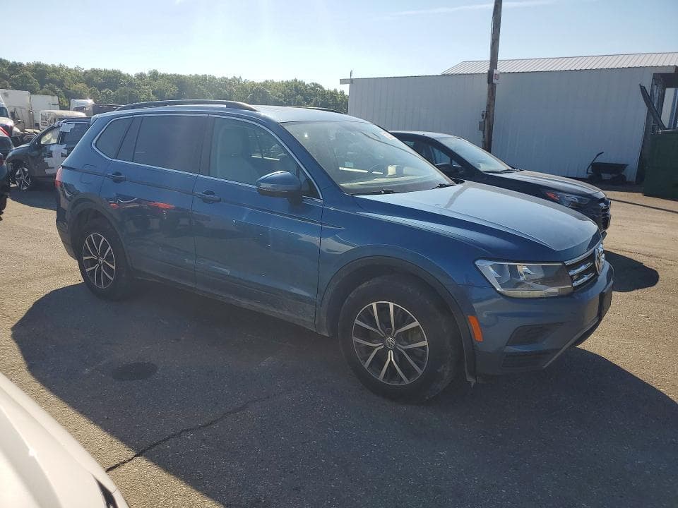 2019 VOLKSWAGEN TIGUAN SE 4