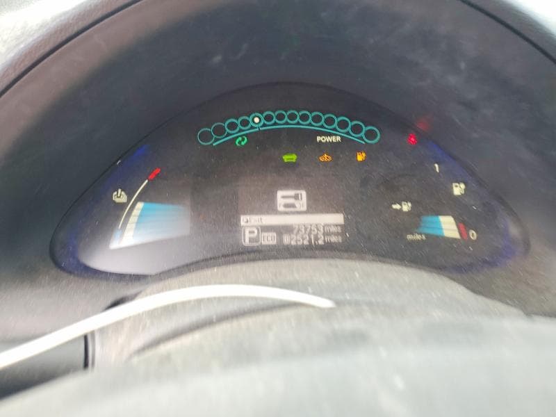 2017 NISSAN LEAF SL 9