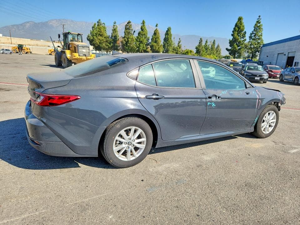 2025 TOYOTA CAMRY LE 3