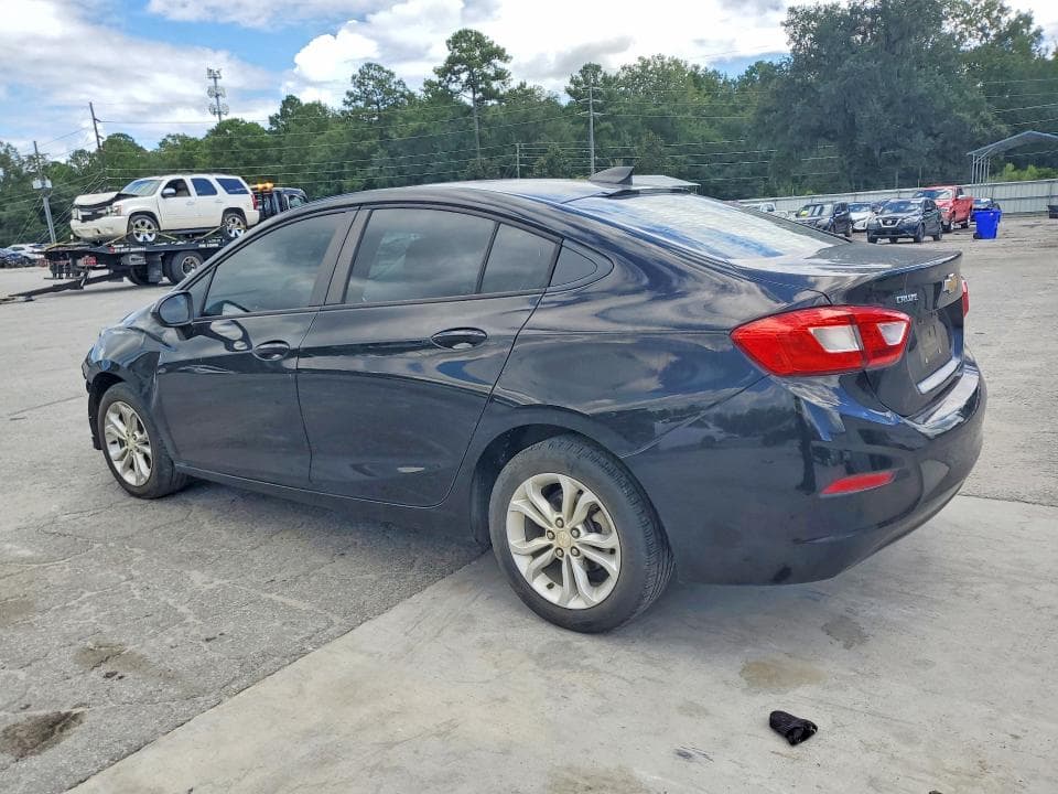 2019 CHEVROLET CRUZE LS 2