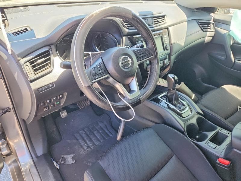 2019 NISSAN ROGUE SV 8