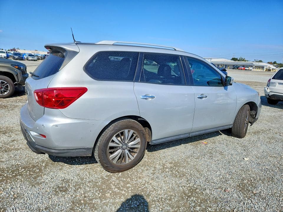2017 NISSAN PATHFINDER SL 3