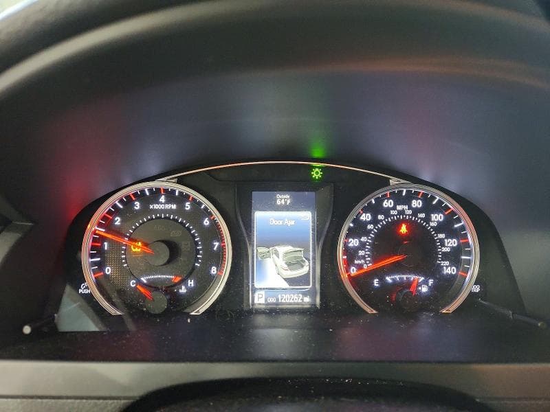 2017 TOYOTA CAMRY SE 9