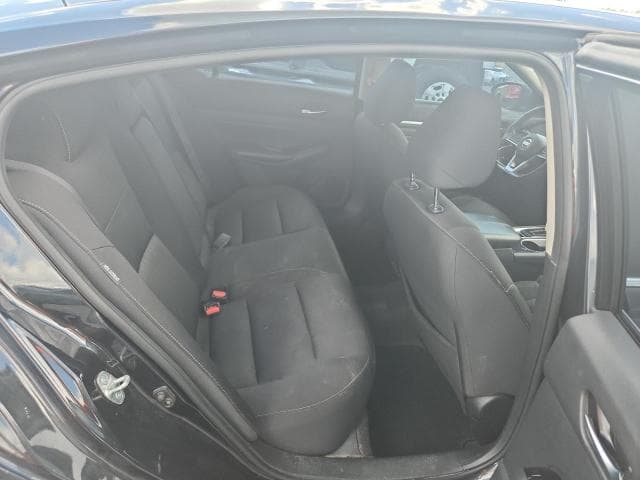 2022 NISSAN ALTIMA SV 10