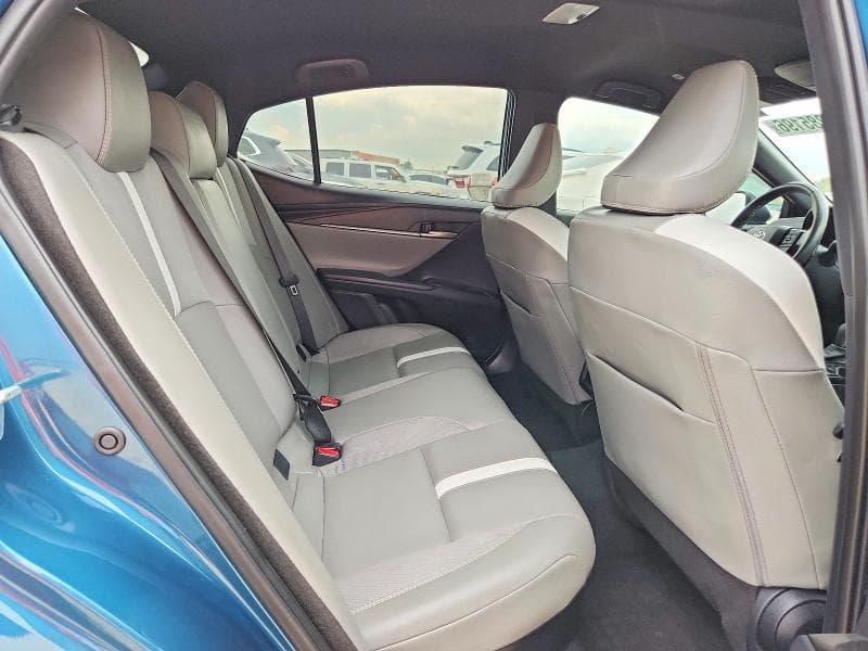 2025 TOYOTA CAMRY SE 10