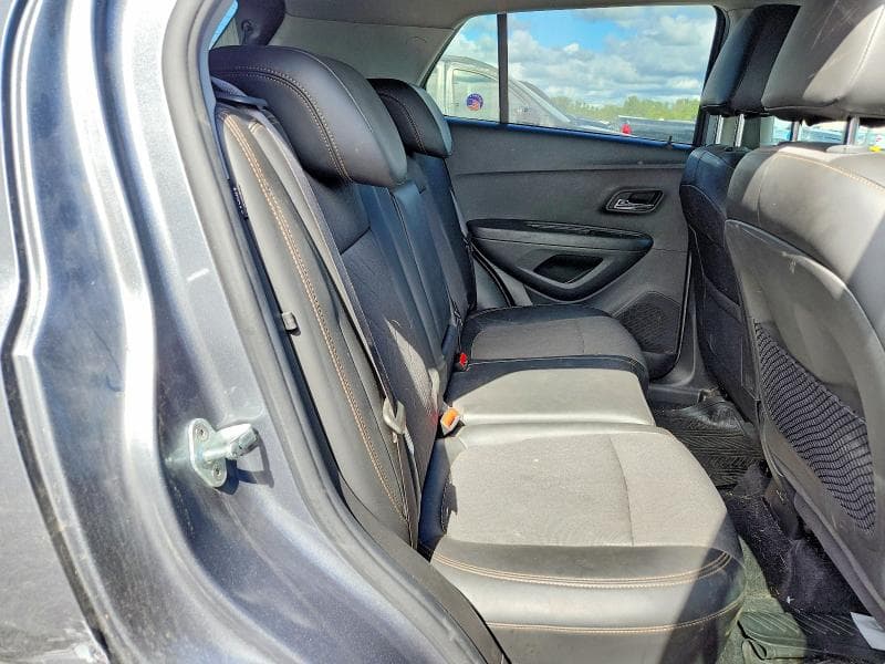 2019 CHEVROLET TRAX 1LT 11
