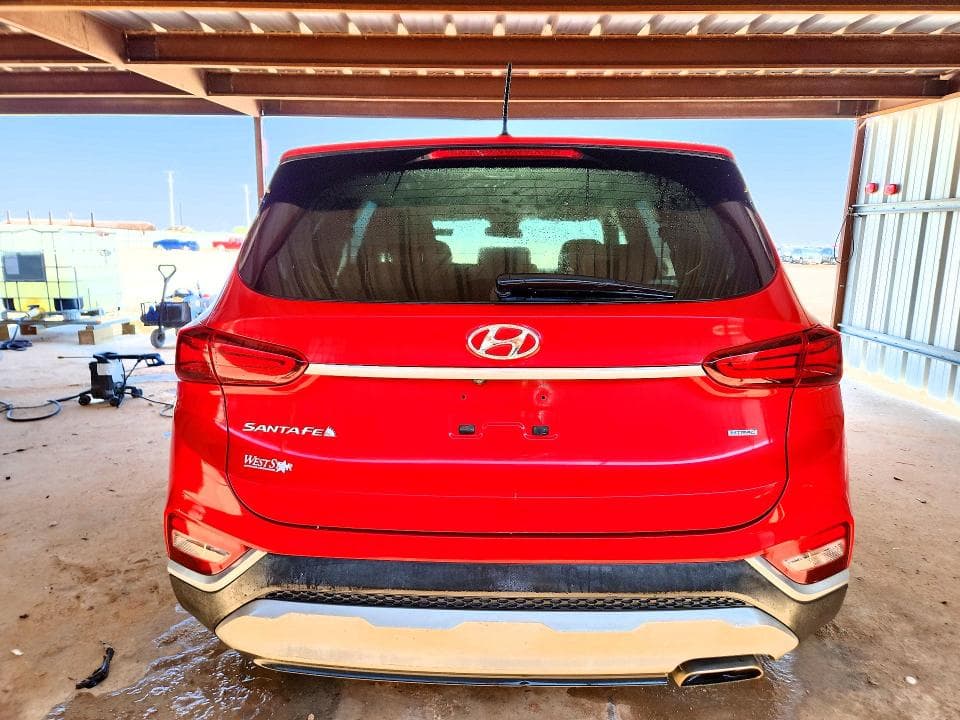 2020 HYUNDAI SANTA FE SE 6