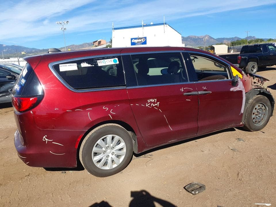 2018 CHRYSLER PACIFICA L 3