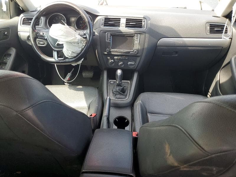 2017 VOLKSWAGEN JETTA SE 8