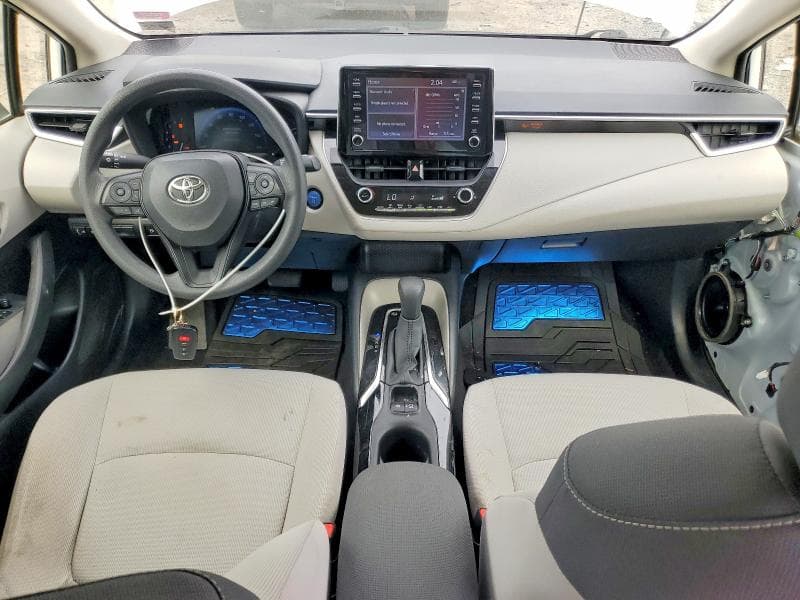 2020 TOYOTA COROLLA LE 8