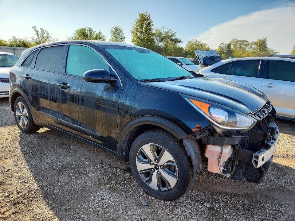 2017 KIA NIRO FE 4
