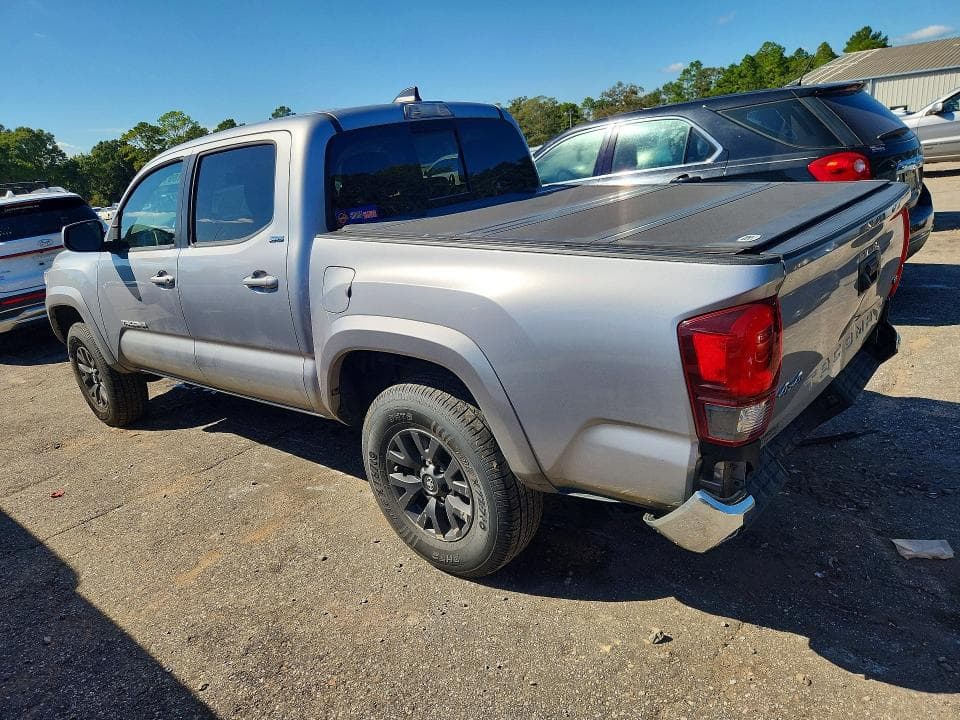 2021 TOYOTA TACOMA SR5 V6 2