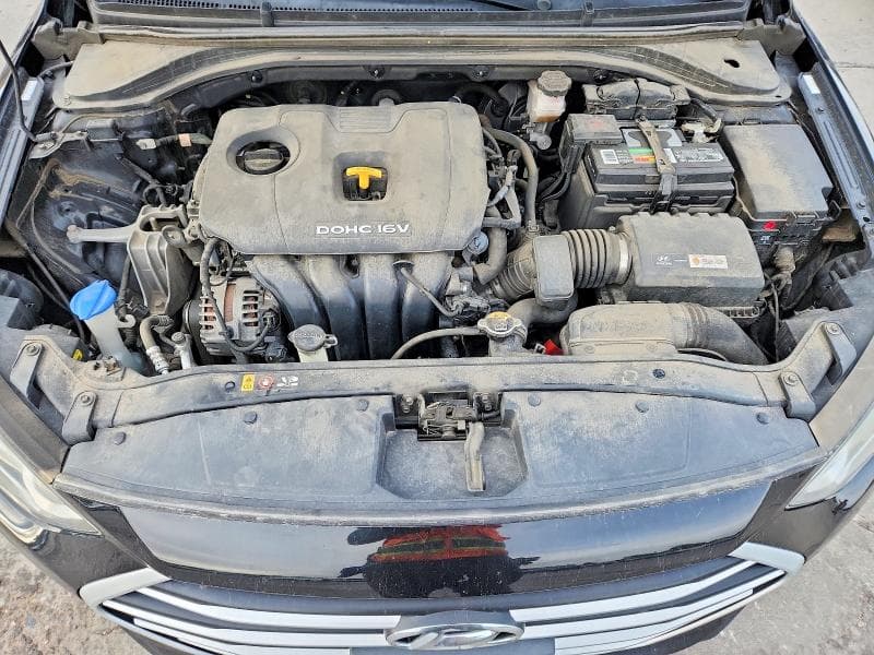 2017 HYUNDAI ELANTRA SE 11