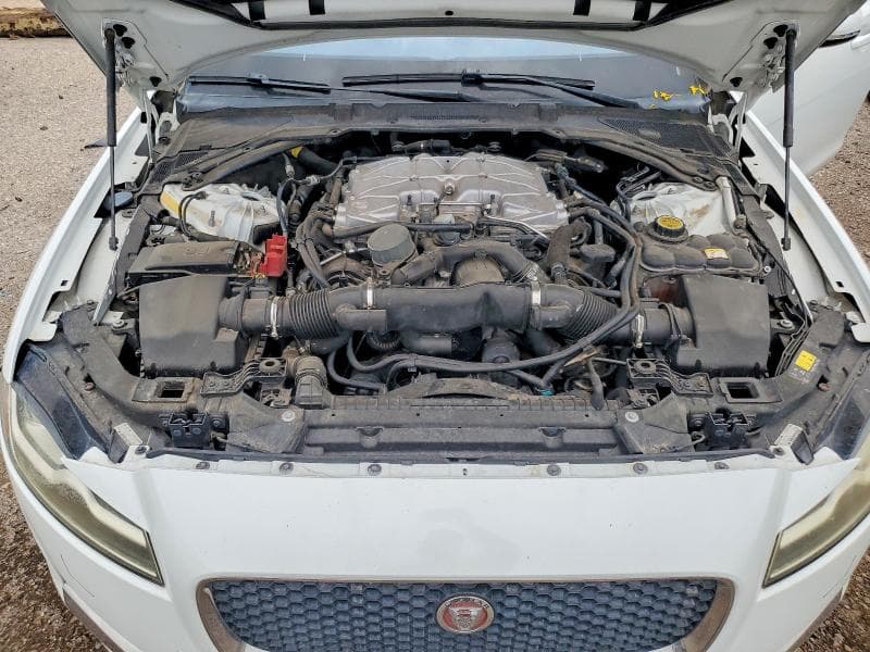 2017 JAGUAR XF PREMIUM 11