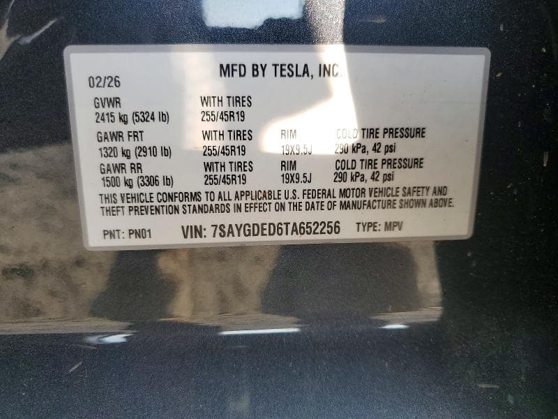 2026 TESLA MODEL Y 12